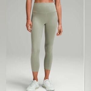 Lululemon sz 12 Wunder Train High-Rise Crop 23" Laurel Green great condition